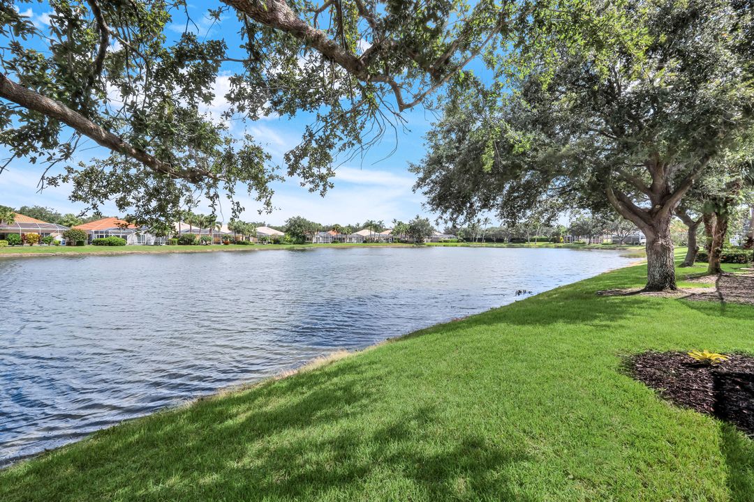 3759 Whidbey Way, Naples, FL 34119