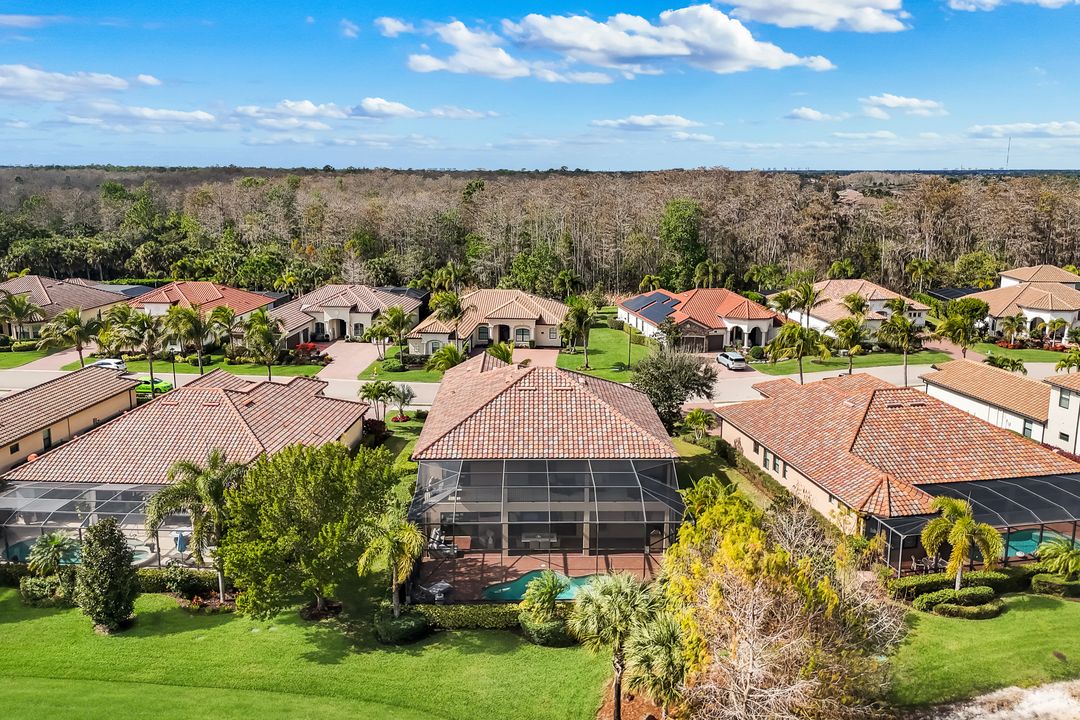 28647 Lisburn Ct, Bonita Springs, FL 34135