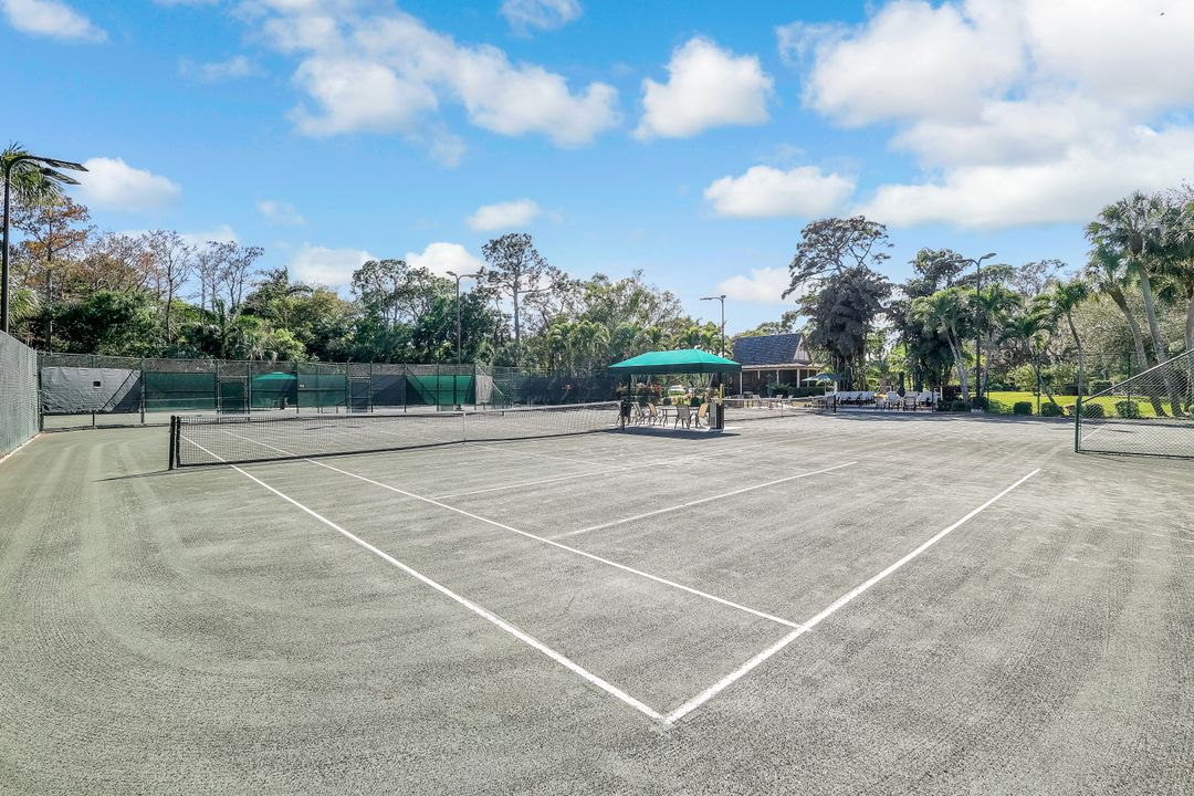 105 Wilderness Dr #107, Naples, FL 34105