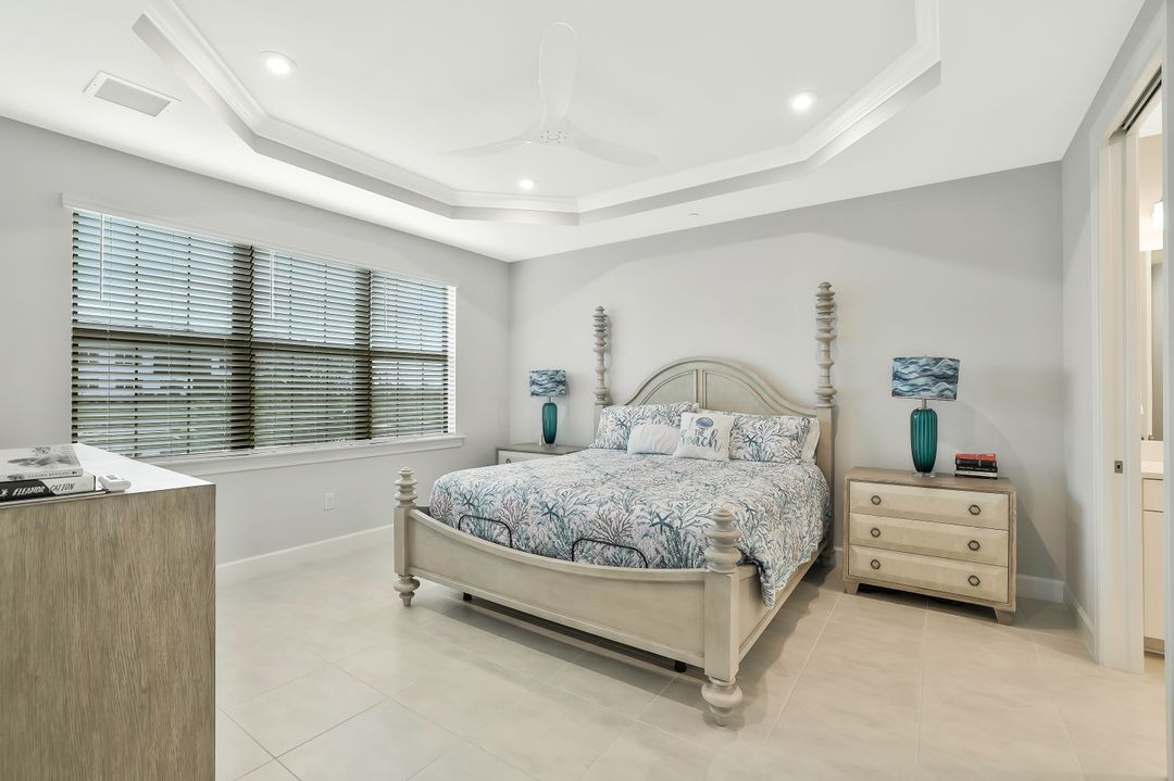 15336 Lucerna St #101, Naples, FL 34114