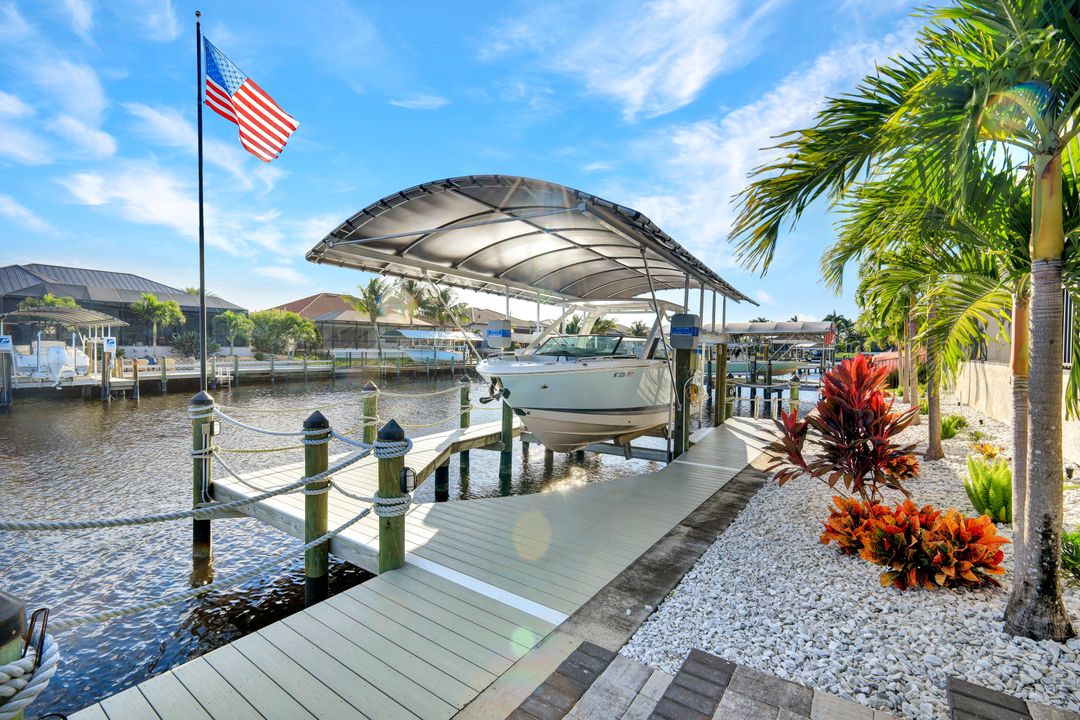 3708 NW 1st St, Cape Coral, FL 33993