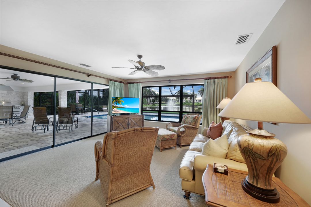 2264 Imperial Golf Course Blvd, Naples, FL 34110