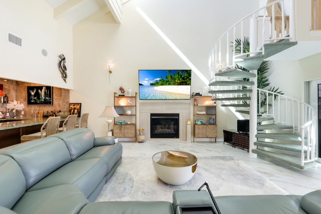 18323 Cutlass Dr, Fort Myers Beach, FL 33931