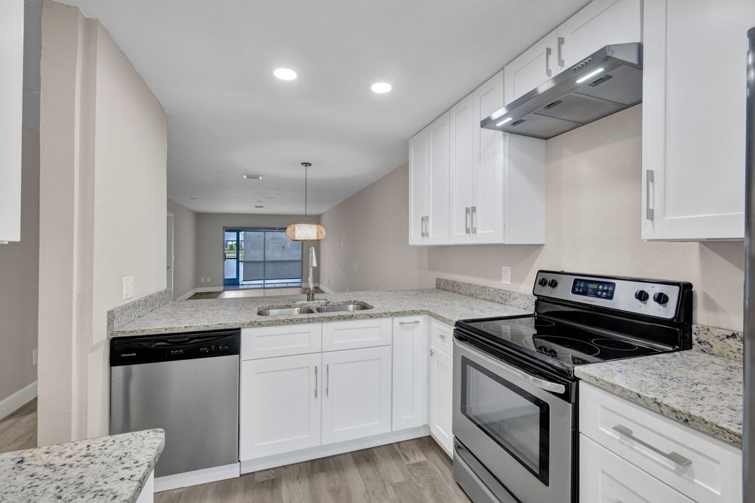 321 Cape Coral Pkwy W #105, Cape Coral, FL 33914