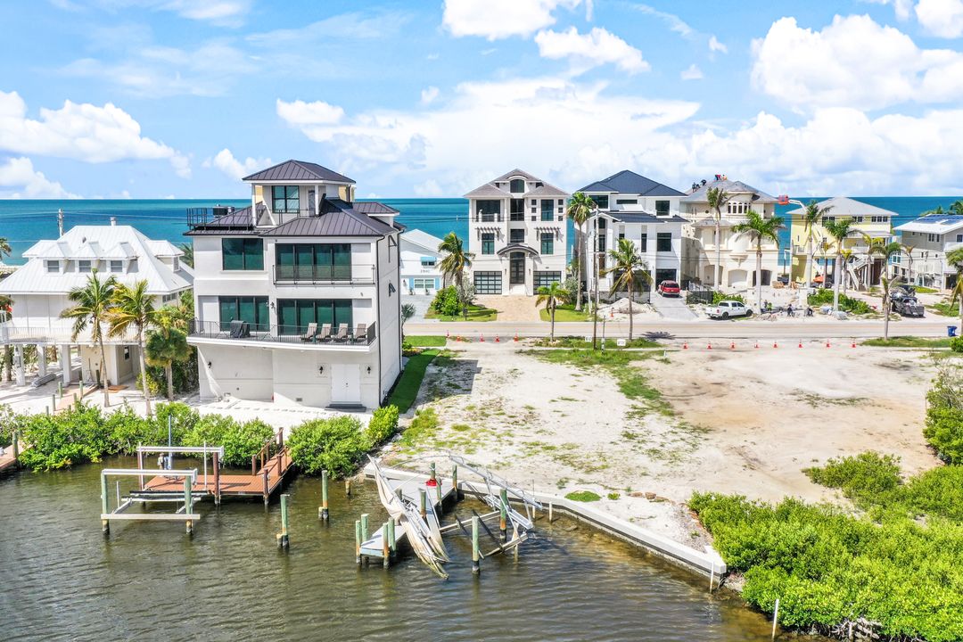 27683 Hickory Blvd, Bonita Springs, FL 34134