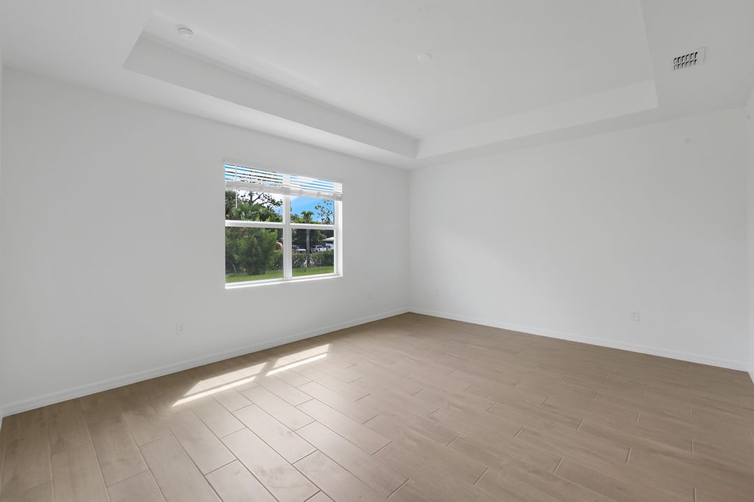 5180 Sugarwood Drive, Naples, FL 34112