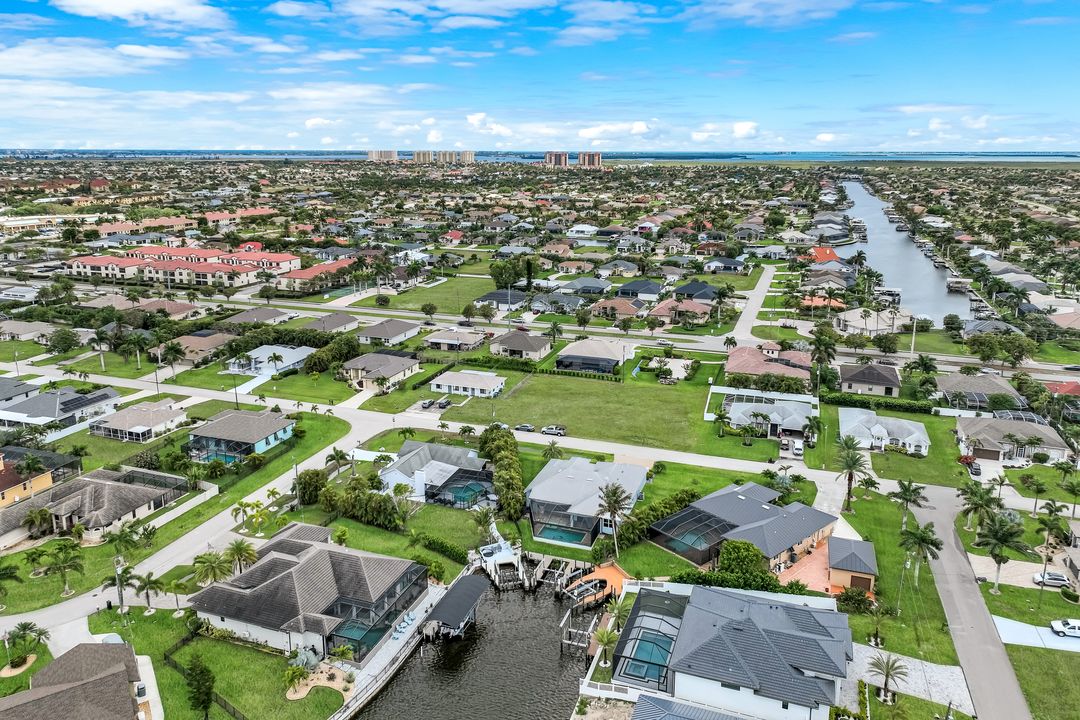 1927 SW 47th Terrace, Cape Coral, FL 33914