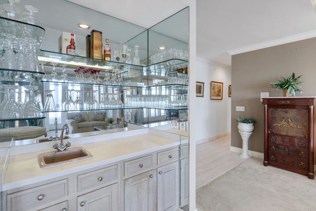 828 Hideaway Cir E #423, Marco Island, FL 34145