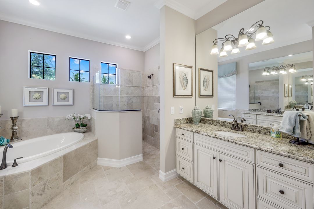 28625 Lisburn Ct, Bonita Springs, FL 34135
