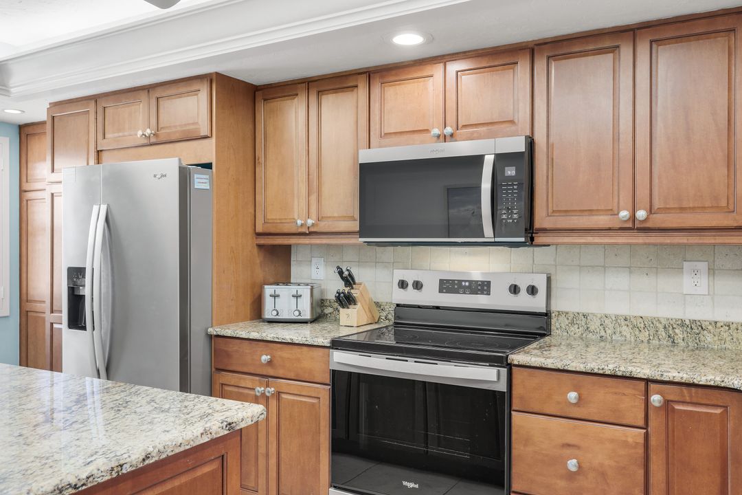 2445 W Gulf Dr #32E, Sanibel, FL 33957