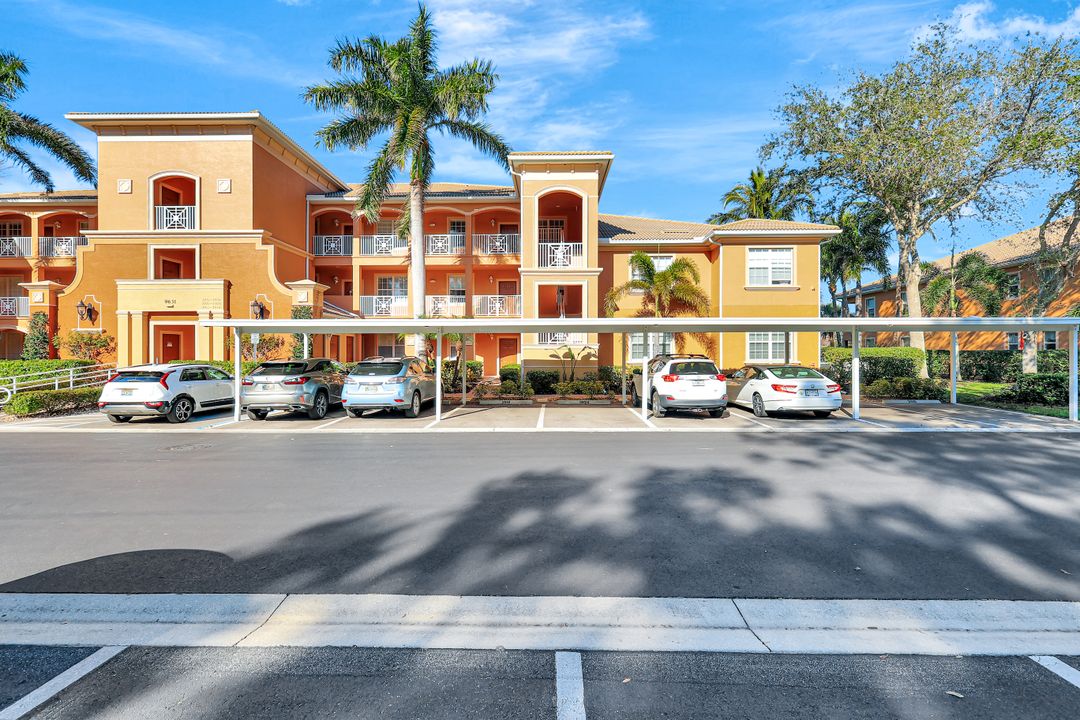 9631 Spanish Moss Way #3916, Bonita Springs, FL 34135