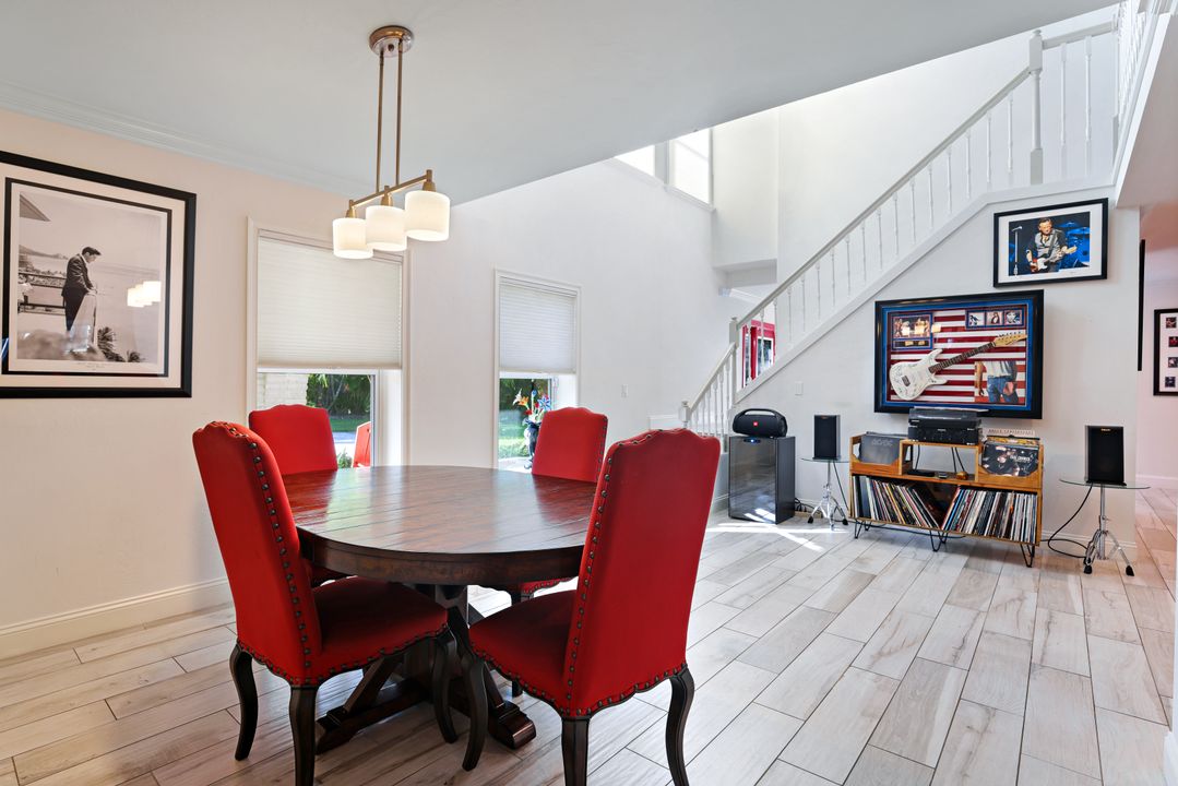6516 Trail Blvd, Naples, FL 34108