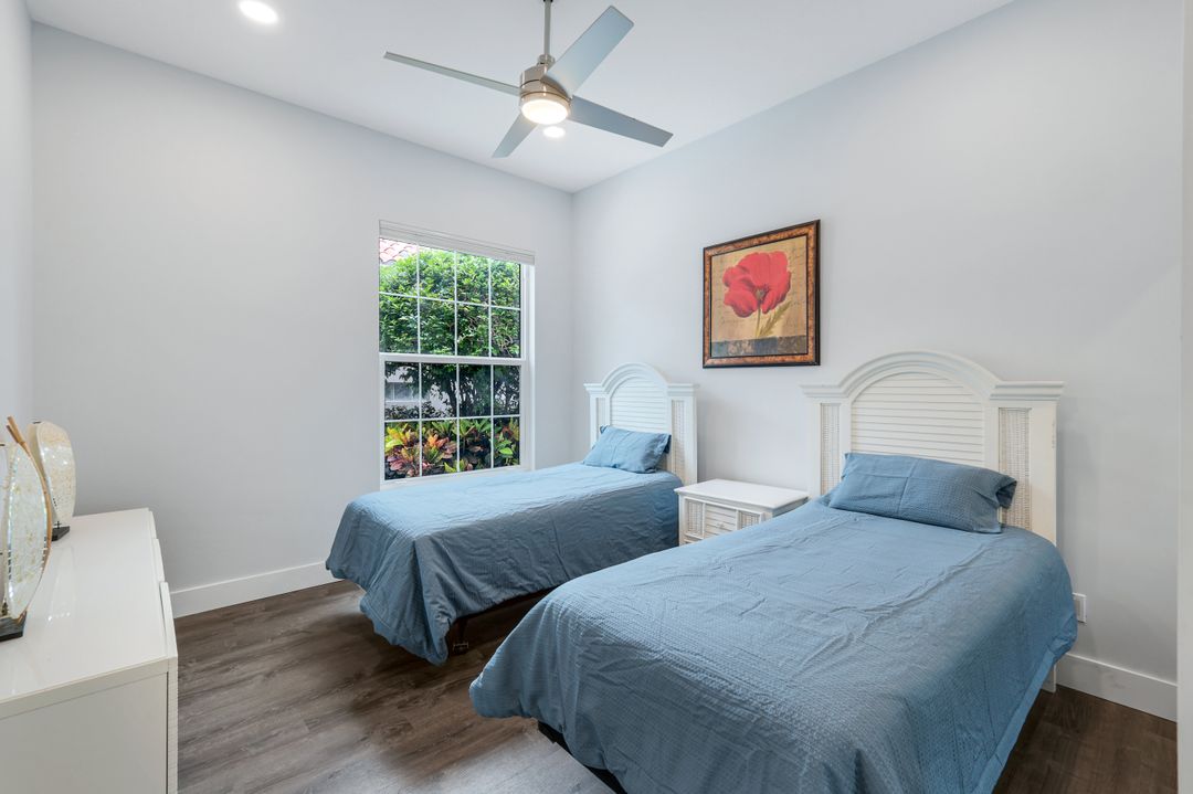 4648 Rio Poco Ct, Naples, FL 34109