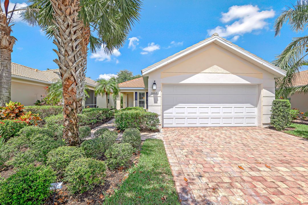 28022 Narwhal Way, Bonita Springs, FL 34135