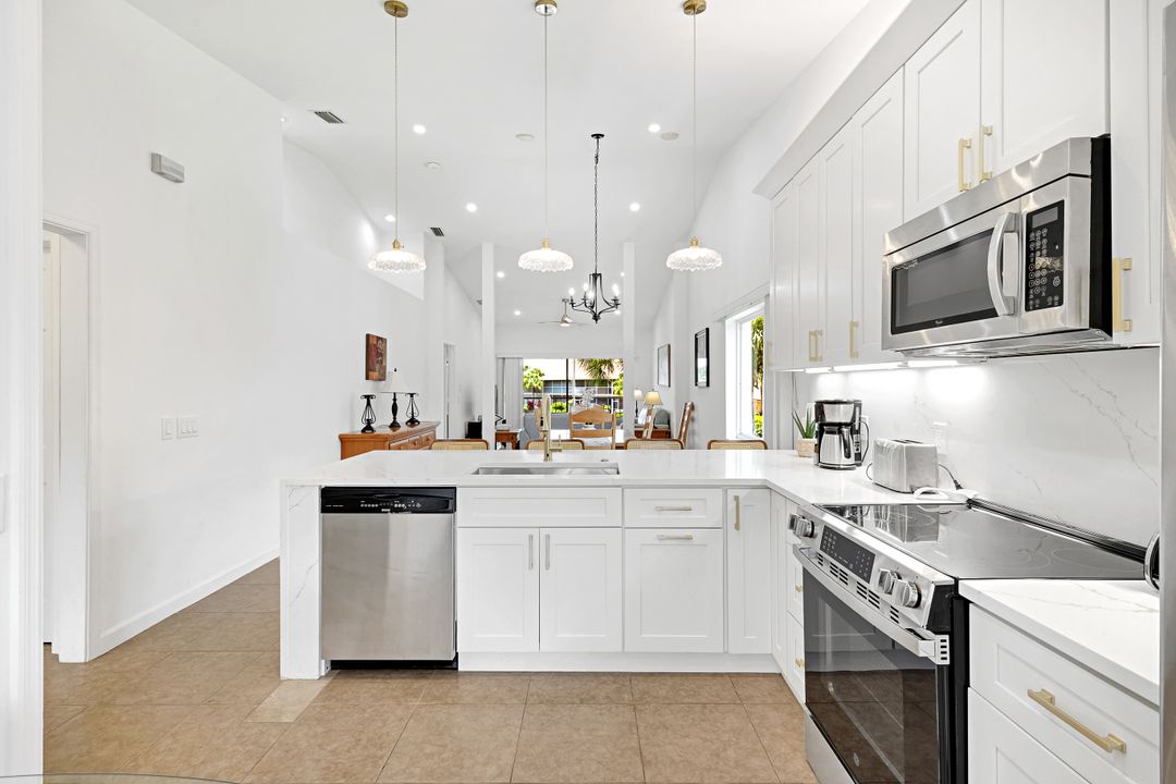 1665 Windy Pines Dr #2110, Naples, FL 34112