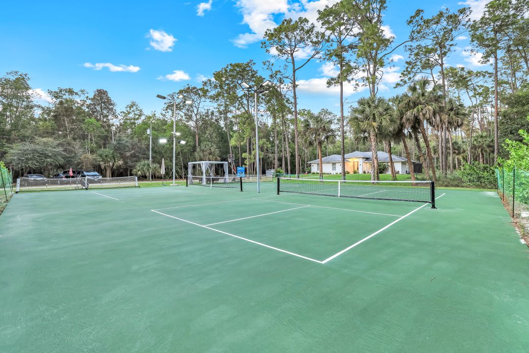 6641 Golden Gate Pkwy, Naples, FL 34105