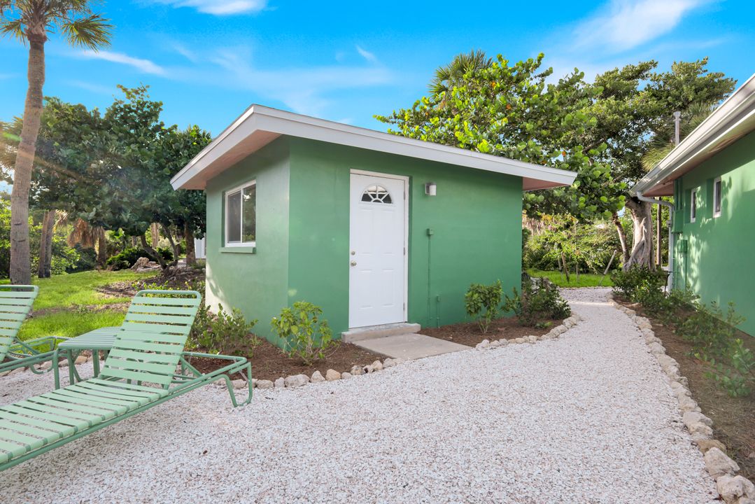 969 Fish Crow Rd, Sanibel, FL 33957