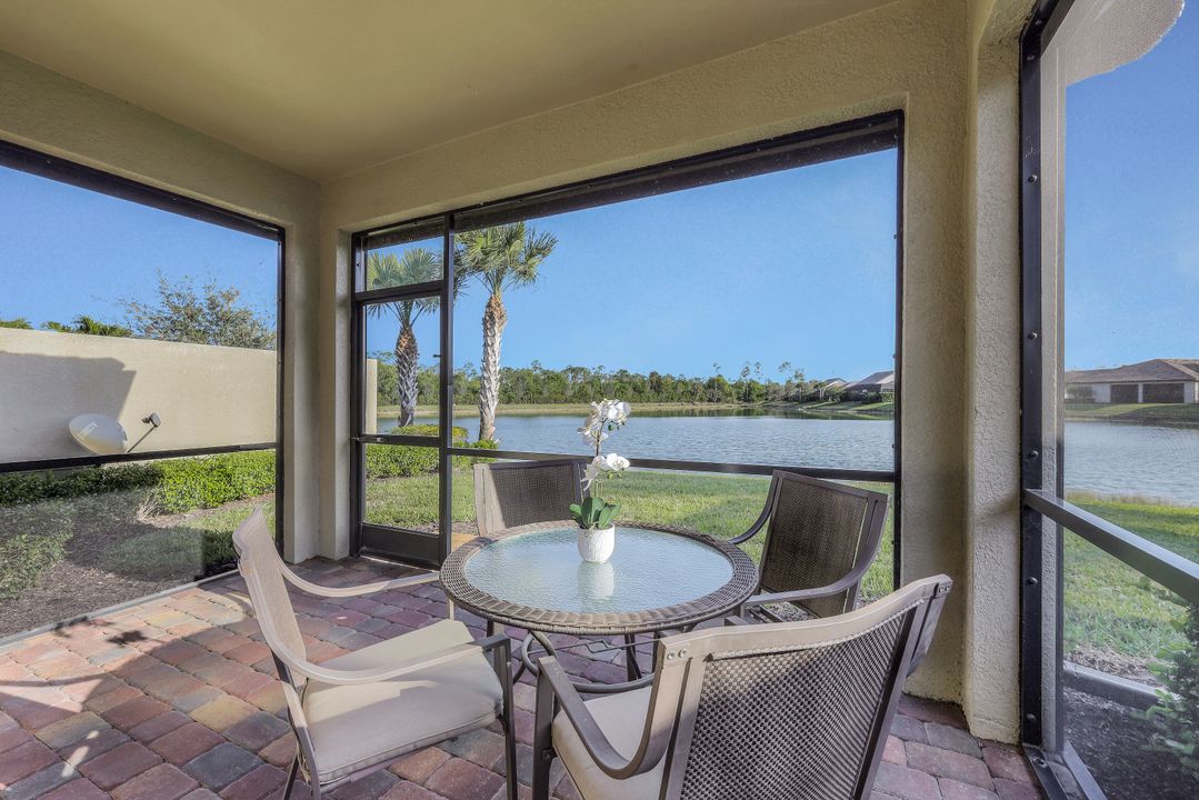 7790 Jacaranda Ln, Naples, FL 34114
