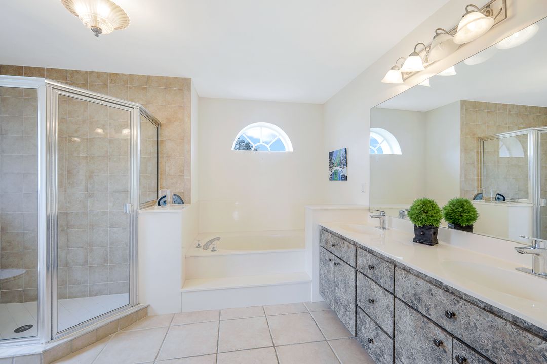 20625 Porthole Ct, Estero, FL 33928