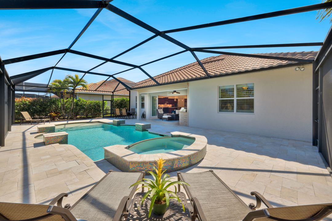 9298 Quarry Dr, Naples, FL 34120