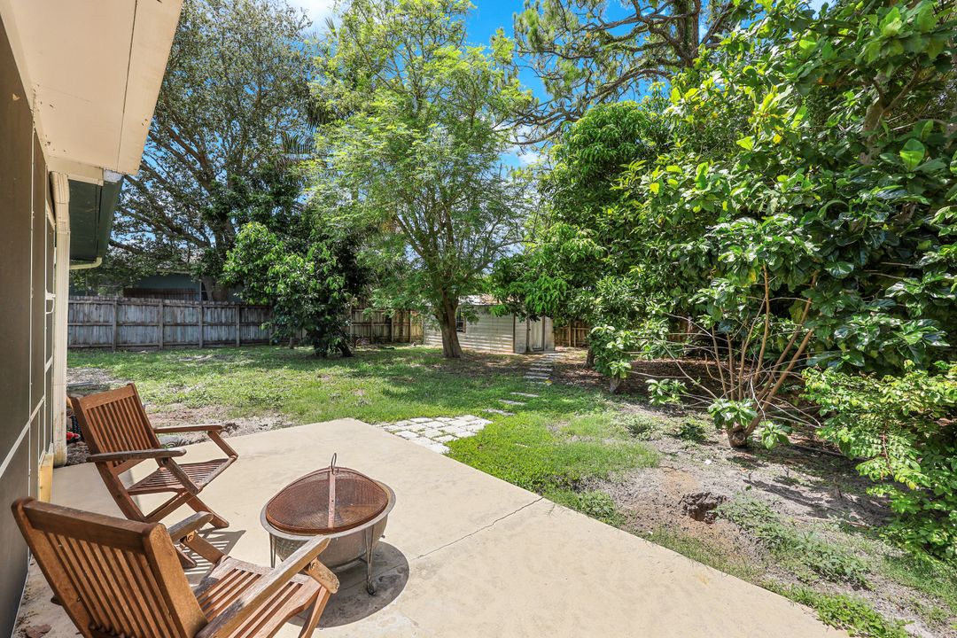 9863 Kentucky St, Bonita Springs, FL 34135