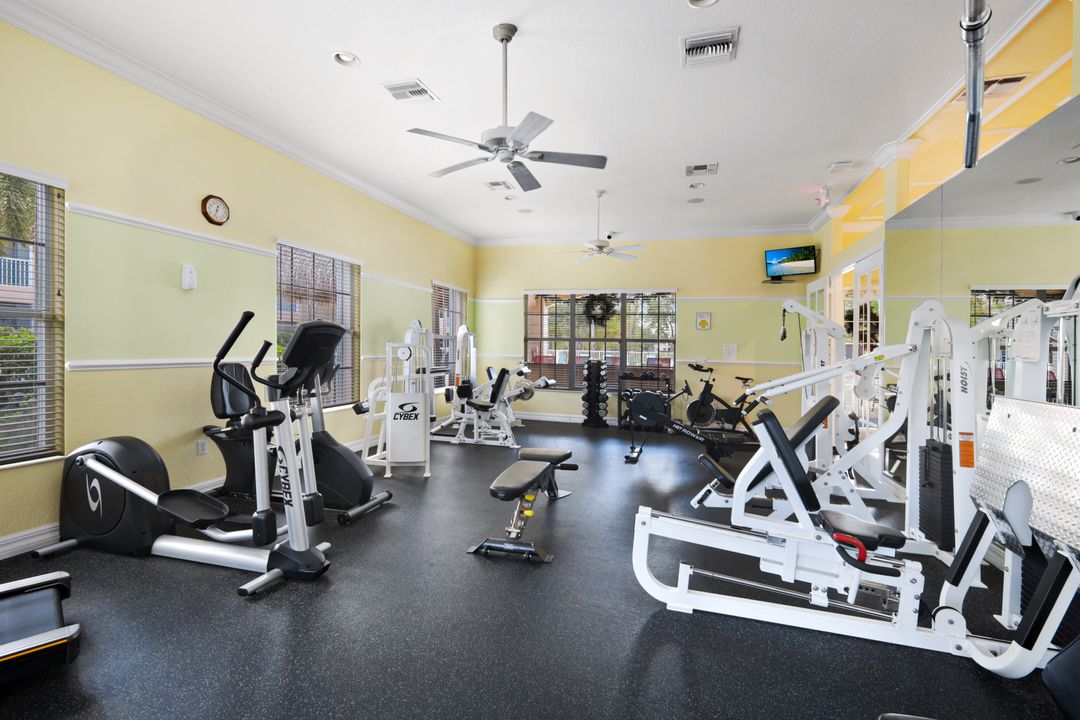 6100 Jonathans Bay Cir #302, Fort Myers, FL 33908