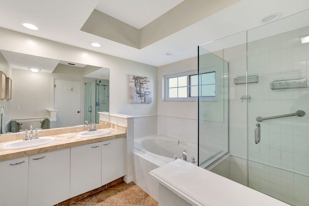 108 Siena Way #108, Naples, FL 34119