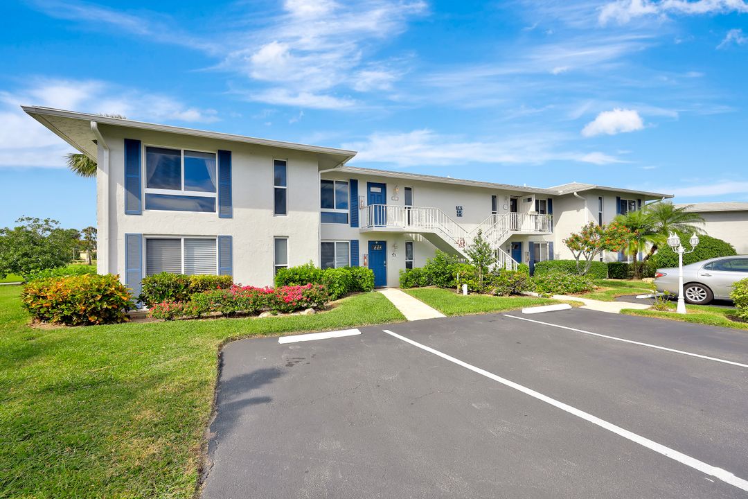 141 Lollypop Ln #4, Naples, FL 34112