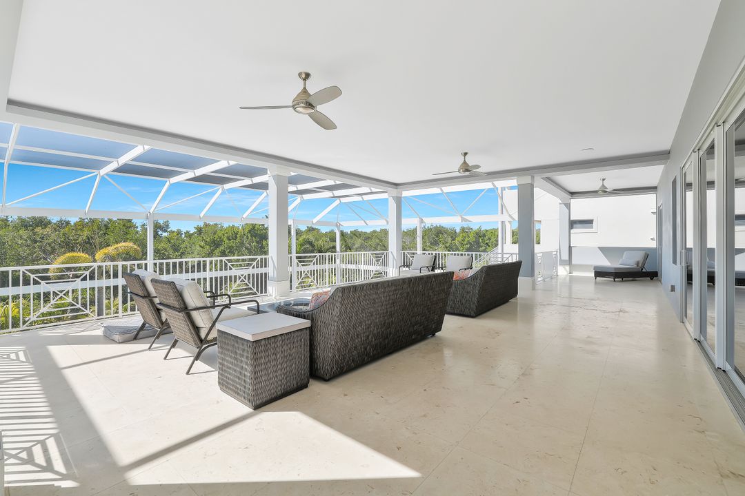 564 Spinnaker Dr, Marco Island, FL 34145