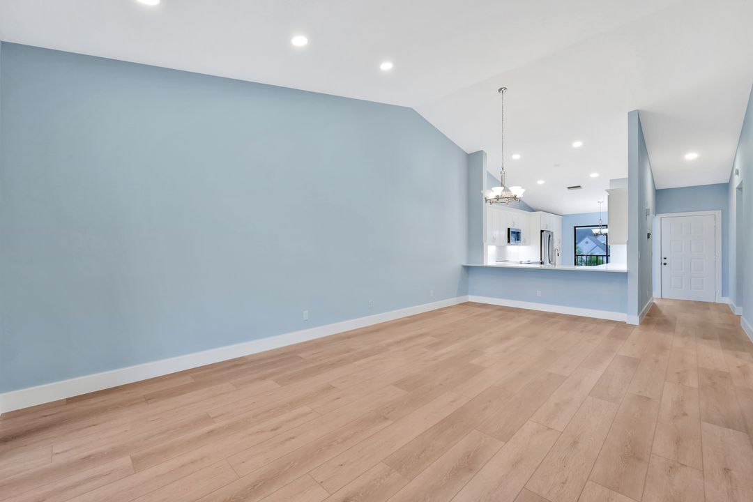 509 Veranda Way, Naples, FL 34104