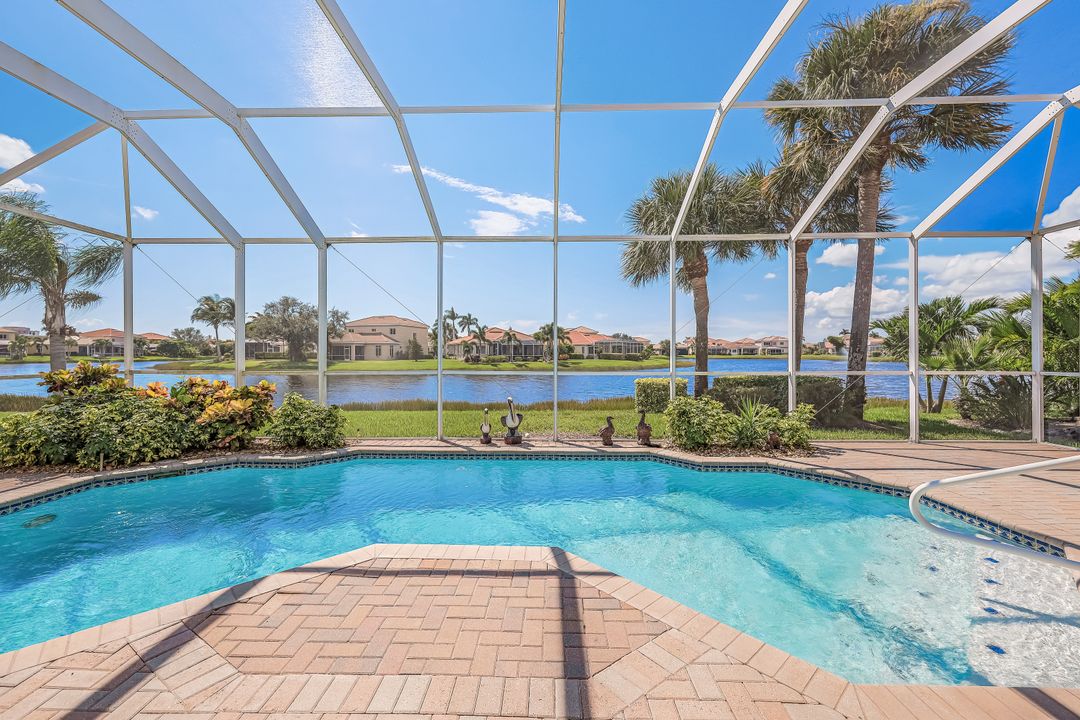 8710 Paseo De Valencia St, Fort Myers, FL 33908