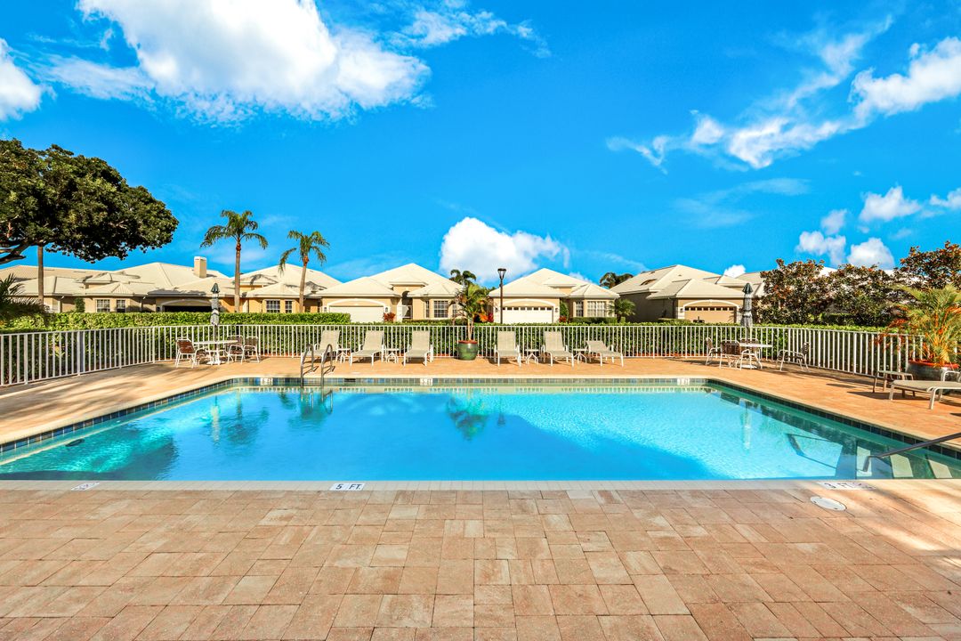 19641 Silver Oak Dr, Fort Myers, FL 33967