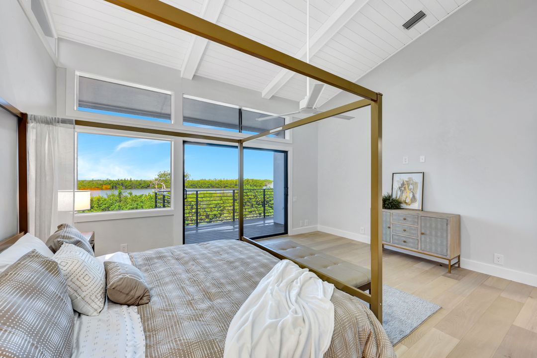 5435 Osprey Ct, Sanibel, FL 33957