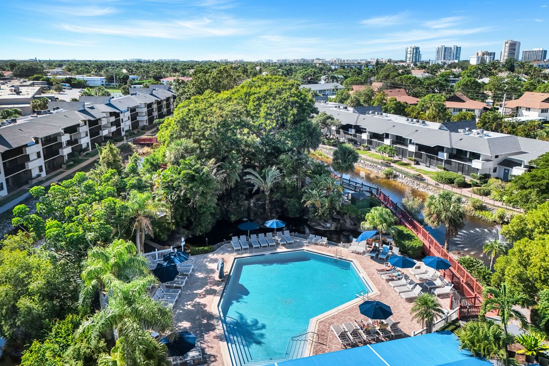 600 Neapolitan Way #C-220, Naples, FL 34103