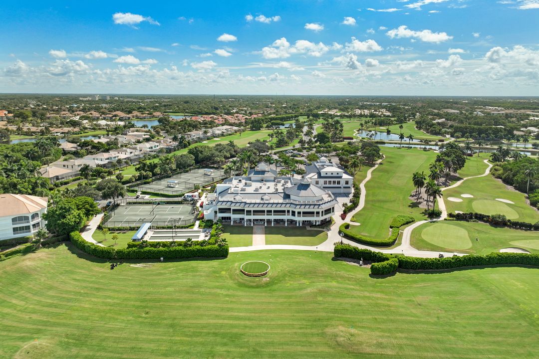 2153 Paget Cir, Naples, FL 34112