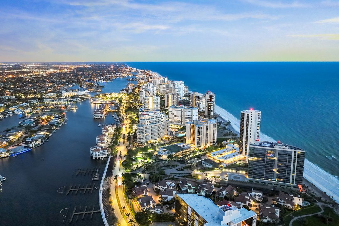 4551 Gulf Shore Blvd N #1003, Naples, FL 34103
