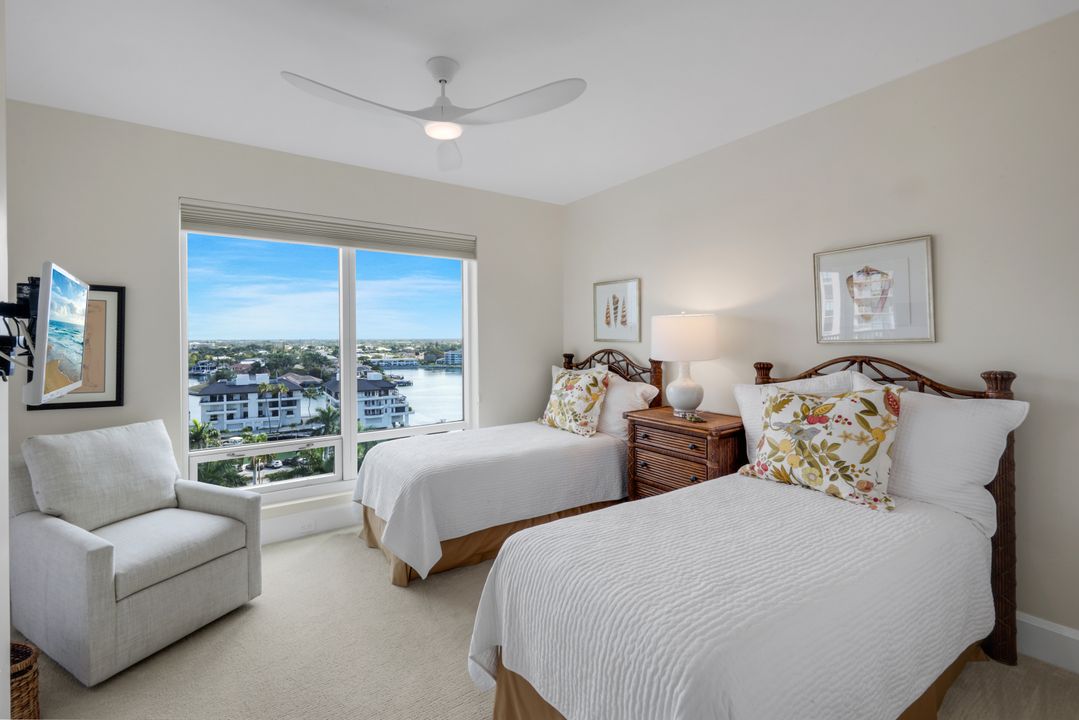 4201 Gulf Shore Blvd N #1003, Naples, FL 34103