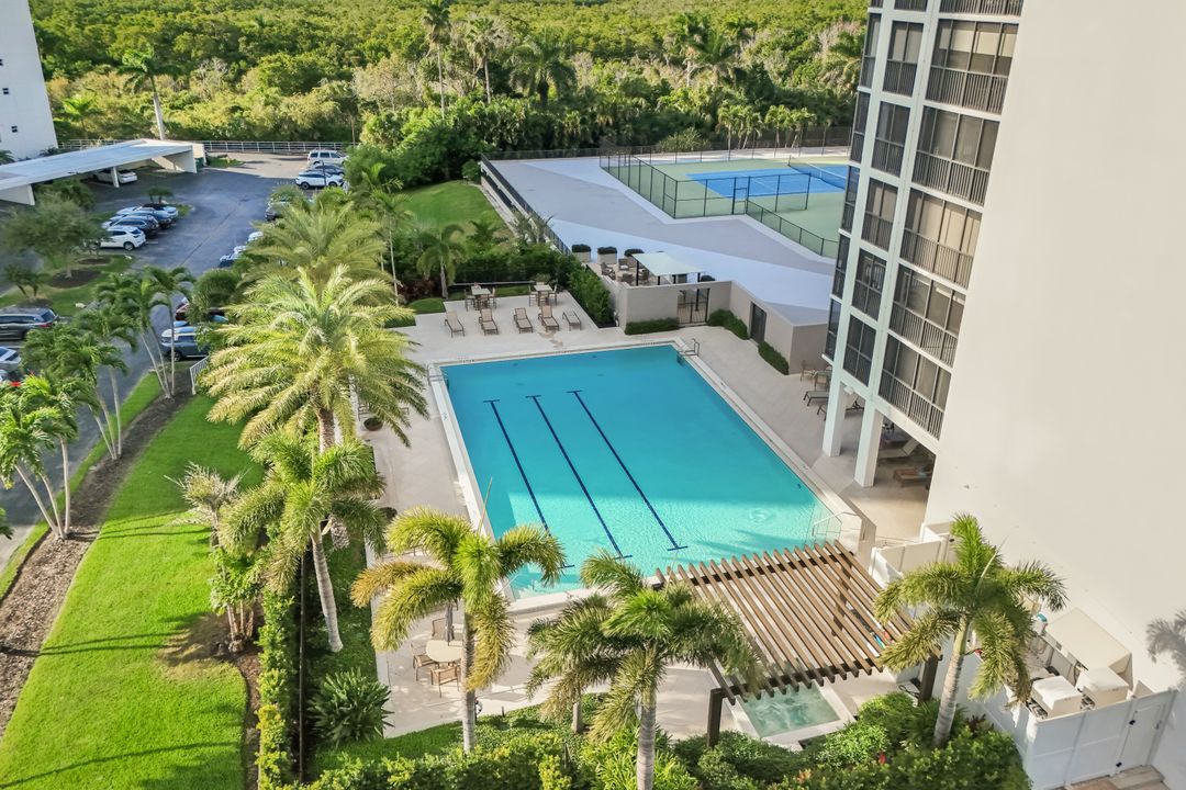 5601 Turtle Bay Dr #1802, Naples, FL 34108