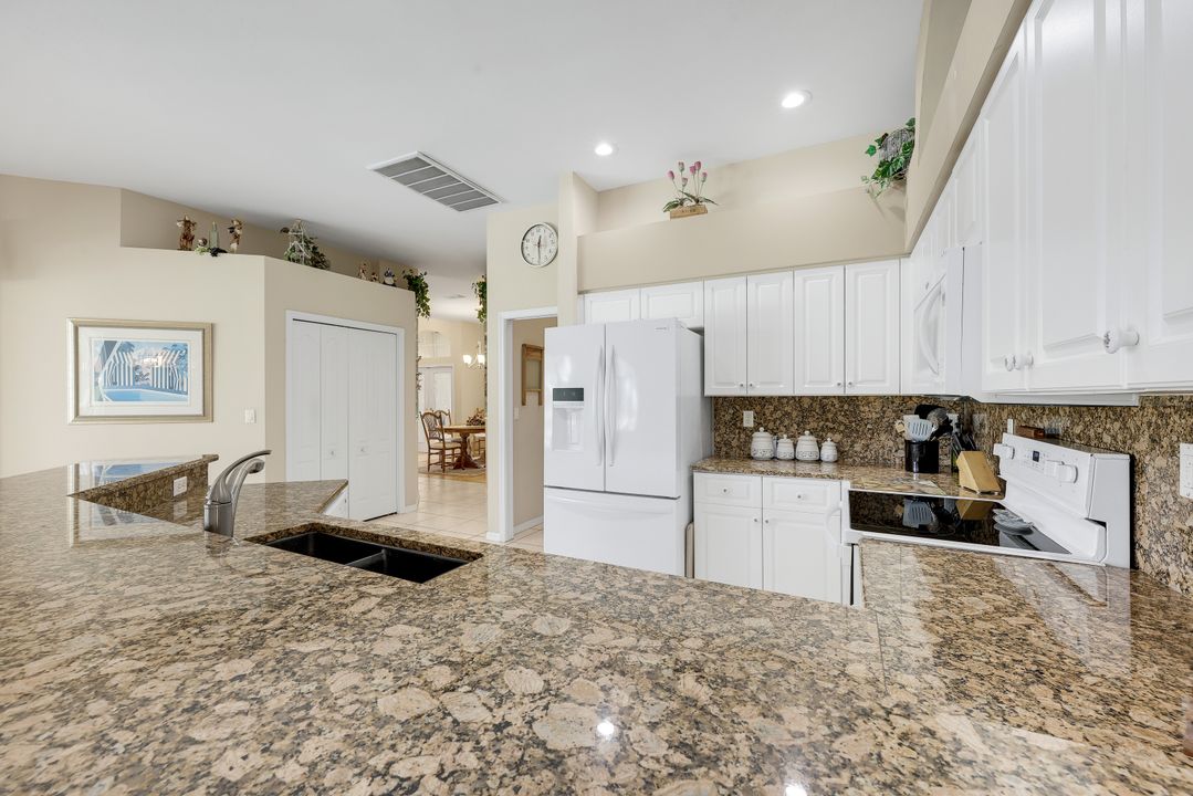 26370 Summer Greens Dr, Bonita Springs, FL 34135