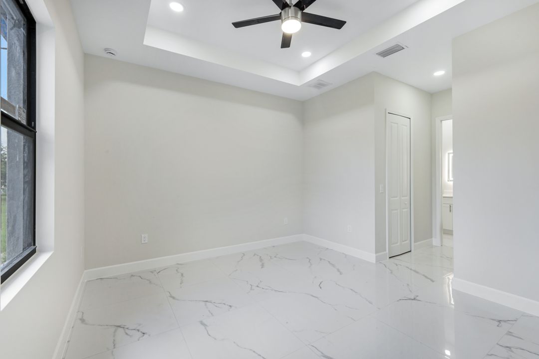 4409 5th St W, Lehigh Acres, FL 33971
