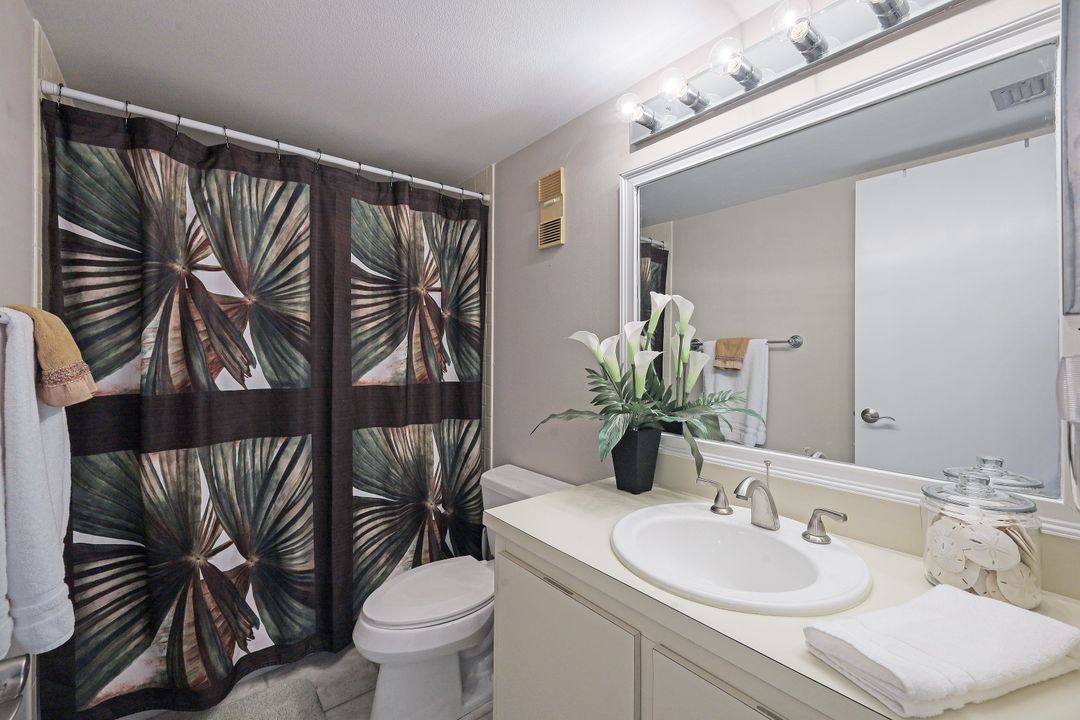 380 Seaview Ct #309, Marco Island, FL 34145