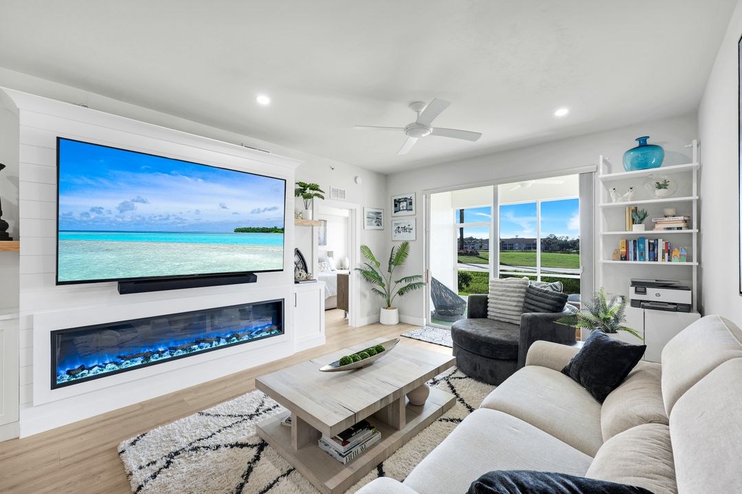 2740 Cypress Trace Cir #2715, Naples, FL 34119