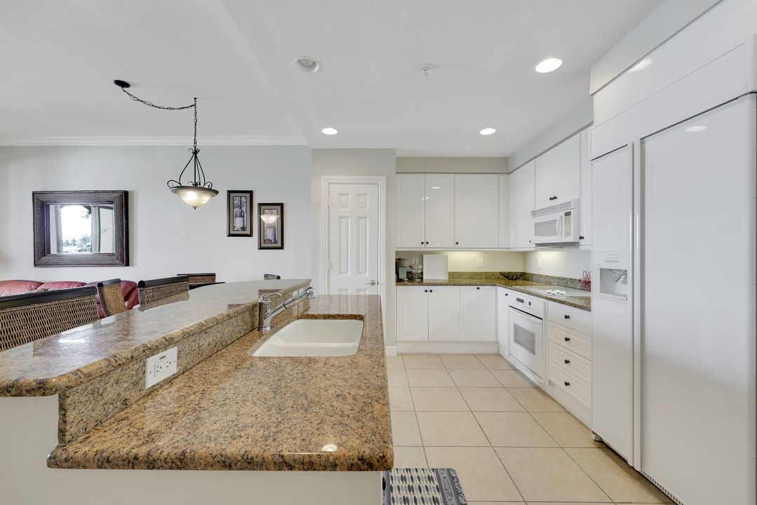 760 N Collier Blvd #206, Marco Island, FL 34145