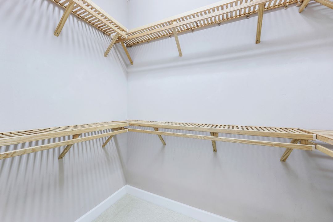 9096 Isla Bella Cir, Bonita Springs, FL 34135