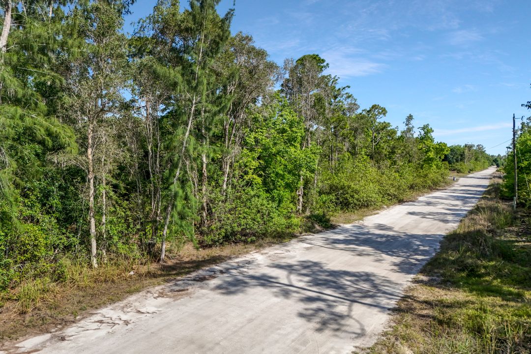 12571 Shawnee Rd, Fort Myers, FL 33913