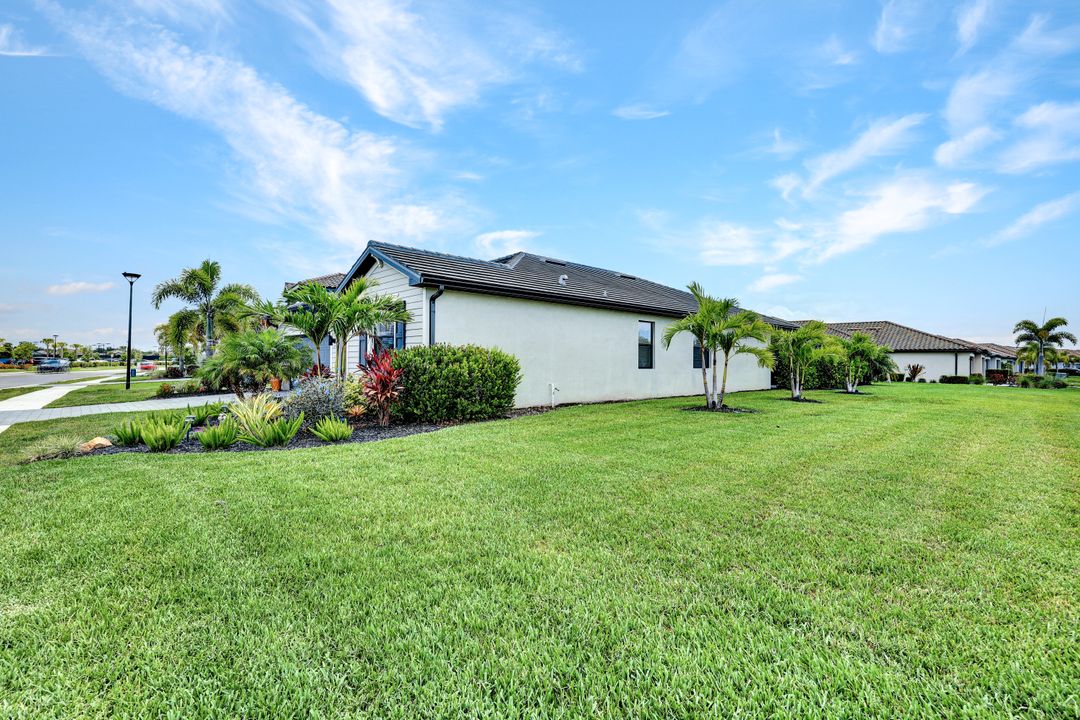 11611 Timber Creek Dr, Fort Myers, FL 33913