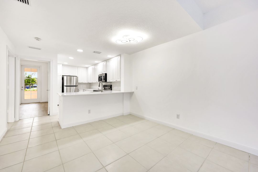 29072 Alessandria Cir, Bonita Springs, FL 34135