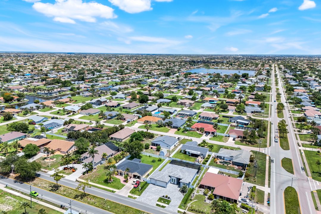 405 Mohawk Pkwy, Cape Coral, FL 33914