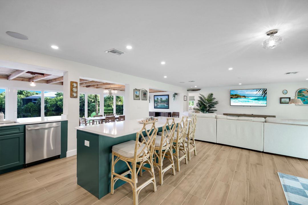969 Fish Crow Rd, Sanibel, FL 33957