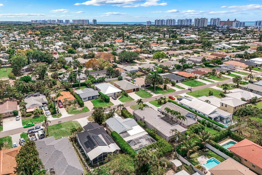 779 98th Ave N, Naples, FL 34108